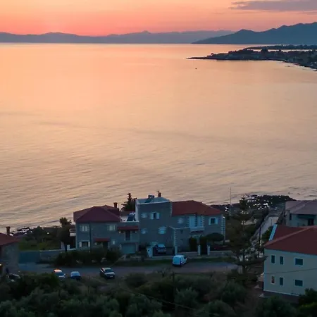 σελήνη *