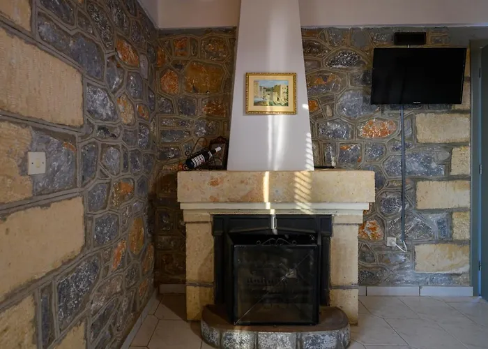 σελήνη Kotronion (West Mani)