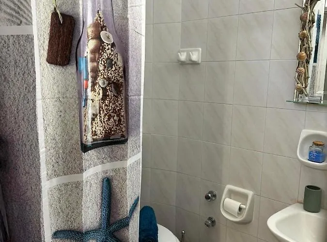 σελήνη Kotronion (West Mani)