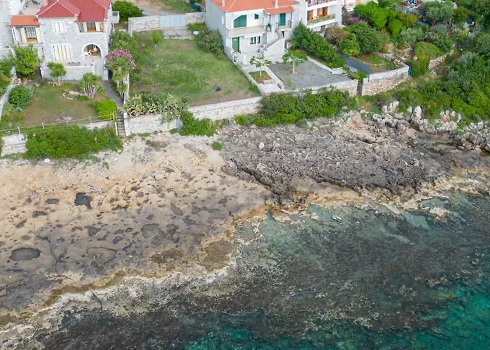 σελήνη * Kotronion (West Mani)